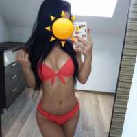 Ateşli Bir Yaz Hikayesi: Mezitli Escort Bayan ile Tanışma