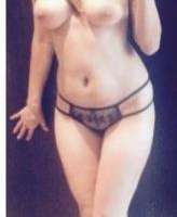 Mezitli Escort Bayan: Dikkat Çeken Tutkulu ve Kıvrımlı